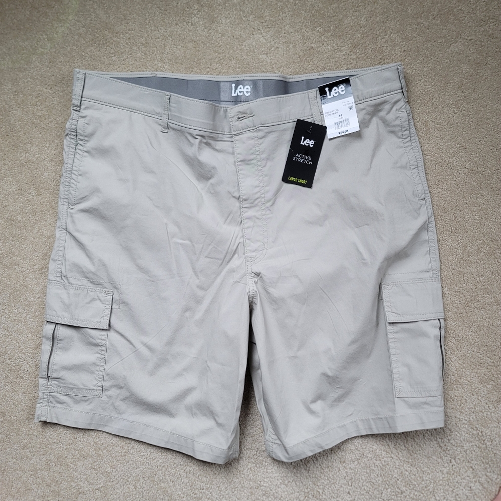 Lee Men's Tan Cargo Shorts